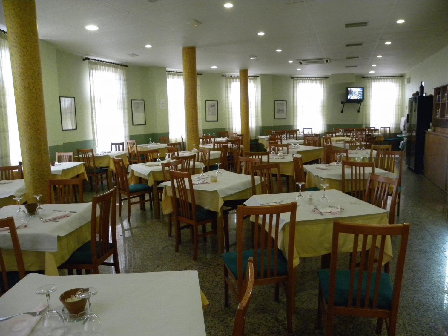 Hostal Las Fuentes Arevalo Exterior photo