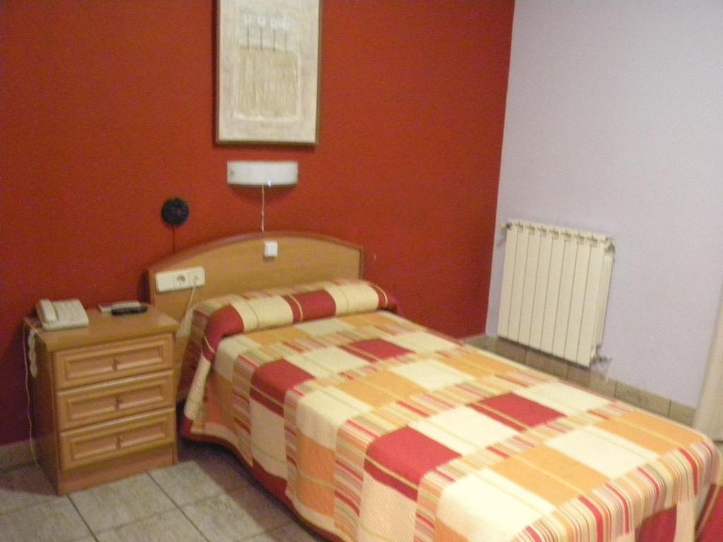Hostal Las Fuentes Arevalo Exterior photo